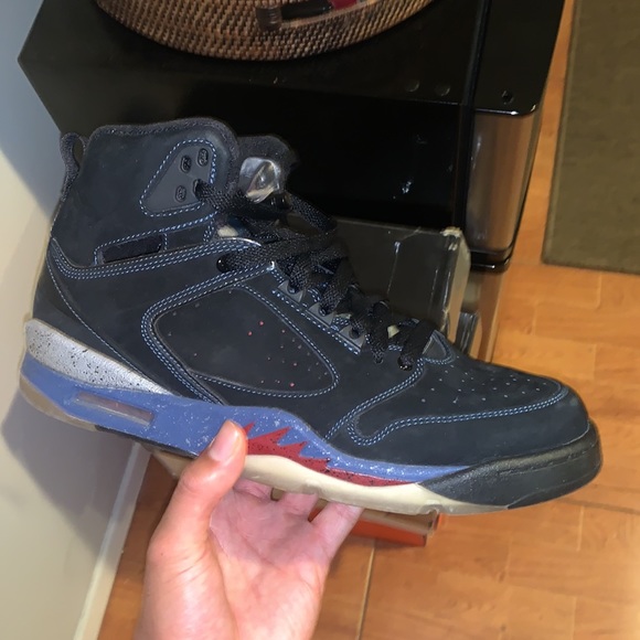 NIKE AIR JORDAN RETRO BLACK RED BLUE SIZE 10.5 - Picture 7 of 9